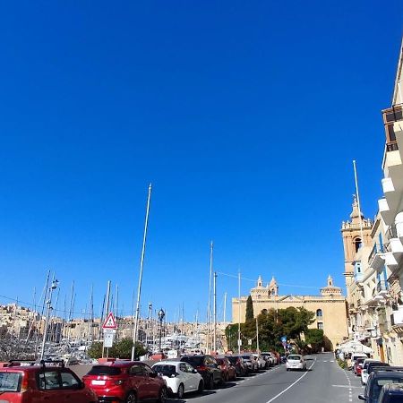 Vittoriosa' Seafront 2 Bed Highly Furnished Apartment エクステリア 写真