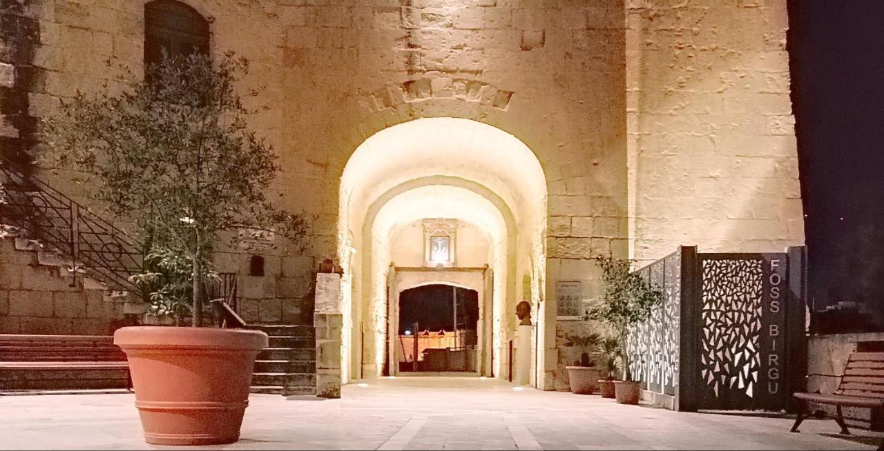 Vittoriosa' Seafront 2 Bed Highly Furnished Apartment エクステリア 写真