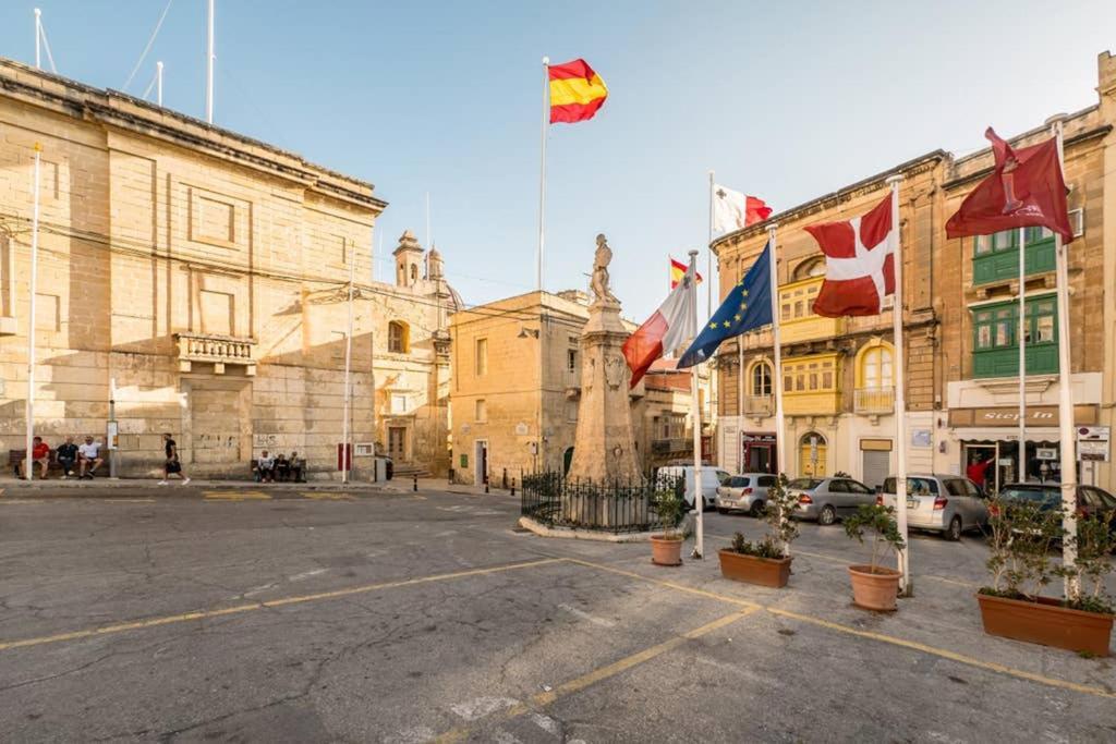 Vittoriosa' Seafront 2 Bed Highly Furnished Apartment エクステリア 写真